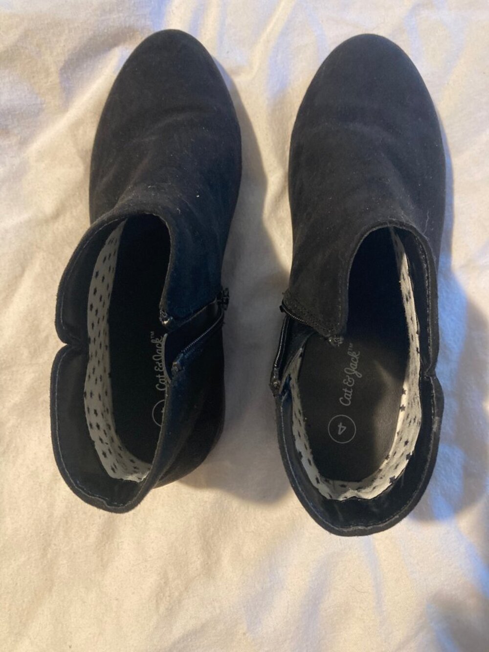 Cat and Jack Girls Ankle Boots black child size 4